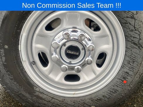 New 2026 Ford F250 XL w/ XL Chrome Package image 30