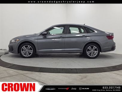Used 2024 Volkswagen Jetta SE