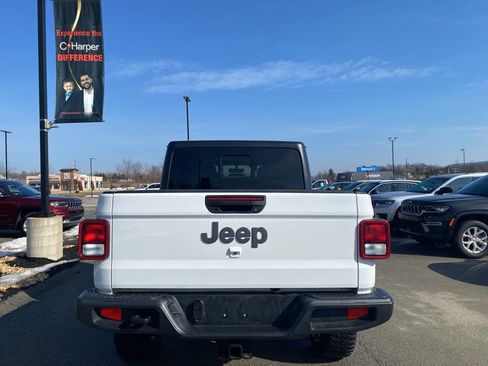 Used 2021 Jeep Gladiator Sport w/ Quick Order Package 24Q 80Th image 3
