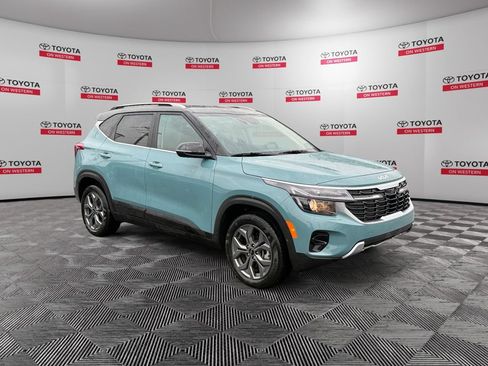 Used 2024 Kia Seltos S AWD/4WD image 3