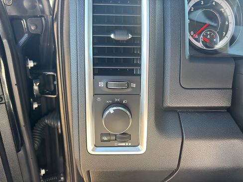 Used 2022 RAM 1500 Classic SLT w/ Protection Group image 21