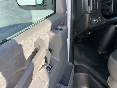 Used 2023 GMC Savana 2500 w/ Driver Convenience Package RWD image 40