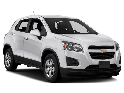Used 2015 Chevrolet Trax LS w/ LPO, Protection Package image 6