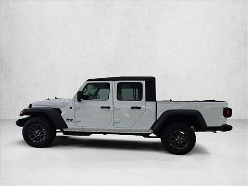 New 2026 Jeep Gladiator Sport AWD/4WD image 5