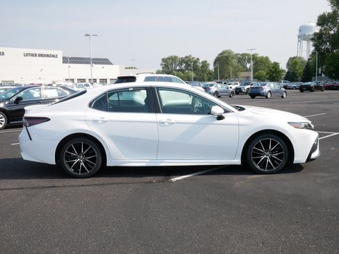 Certified 2024 Toyota Camry SE FWD image 13