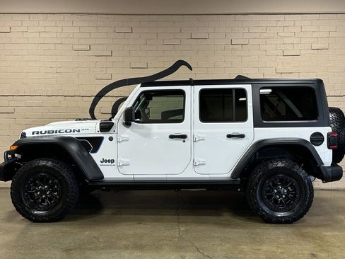 Used 2023 Jeep Wrangler Unlimited Rubicon 4xe image 9