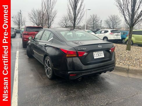 Certified 2025 Nissan Altima 2.5 SR image 3