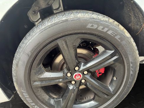 Used 2018 Jaguar F-PACE S AWD/4WD image 29