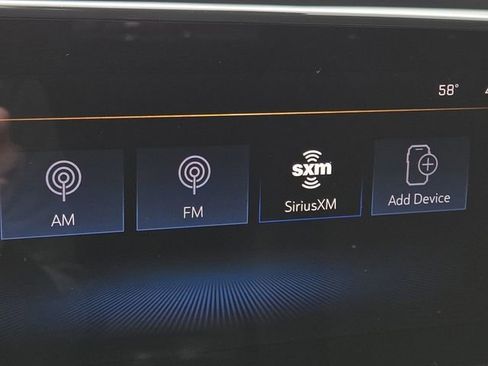 Certified 2025 Chevrolet Trax LT w/ Driver Confidence Package image 4