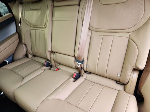 New 2026 Land Rover Range Rover Sport SE image 25