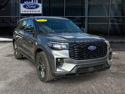 Used 2025 Ford Explorer ST-Line w/ ST-Line Street Pack
