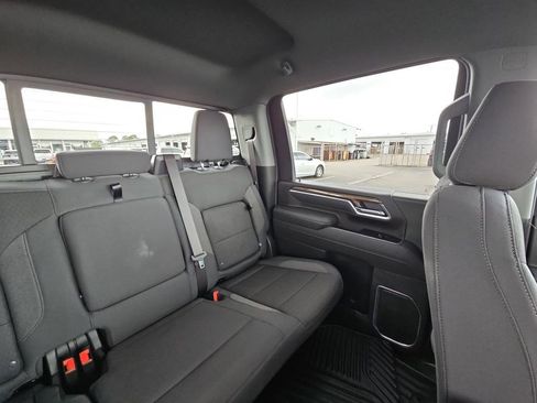 Used 2026 Chevrolet Silverado 2500 LT w/ Convenience Package image 14