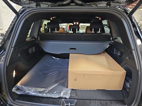 New 2026 Mercedes-Benz GLB 250 4MATIC image 13