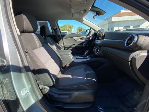 Used 2025 Chevrolet Blazer LT image 28