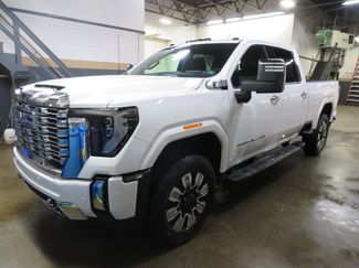 New 2026 GMC Sierra 2500 Denali w/ Denali Reserve Package video 3