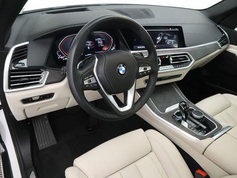 Certified 2022 BMW X5 sDrive40i w/ Premium Package image 9