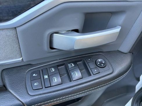 Used 2020 RAM 2500 Big Horn AWD/4WD image 18