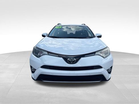Used 2018 Toyota RAV4 XLE FWD image 19