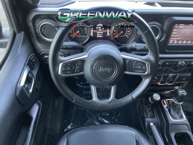 Used 2018 Jeep Wrangler Unlimited Sahara AWD/4WD image 12