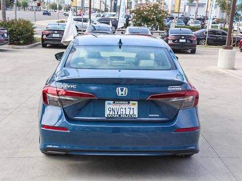 Used 2025 Honda Civic Sport Touring image 6