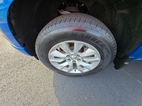 Used 2023 Chevrolet Silverado 1500 Custom image 10