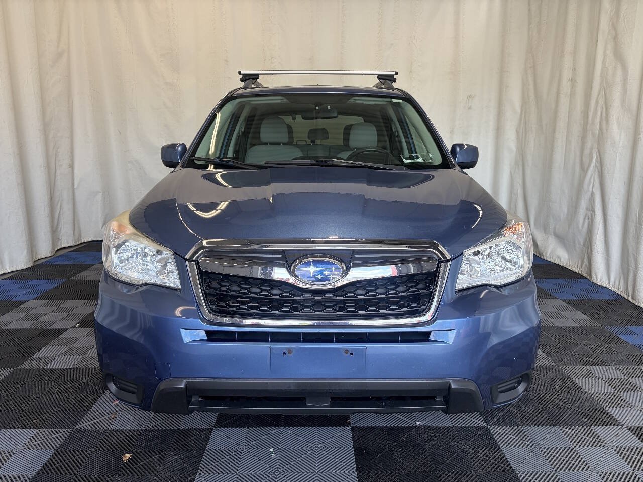 Used 2015 Subaru Forester 2.5i Premium w/ All-Weather Package AWD/4WD image 4