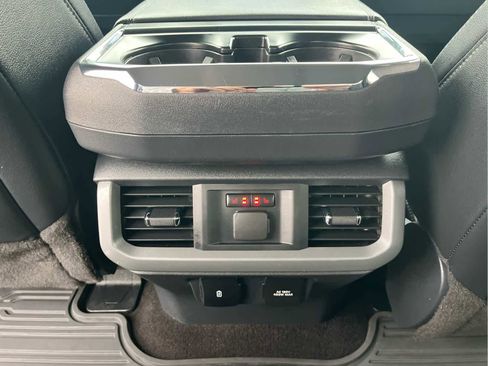 Used 2021 Ford F150 Lariat w/ Equipment Group 502A High image 28