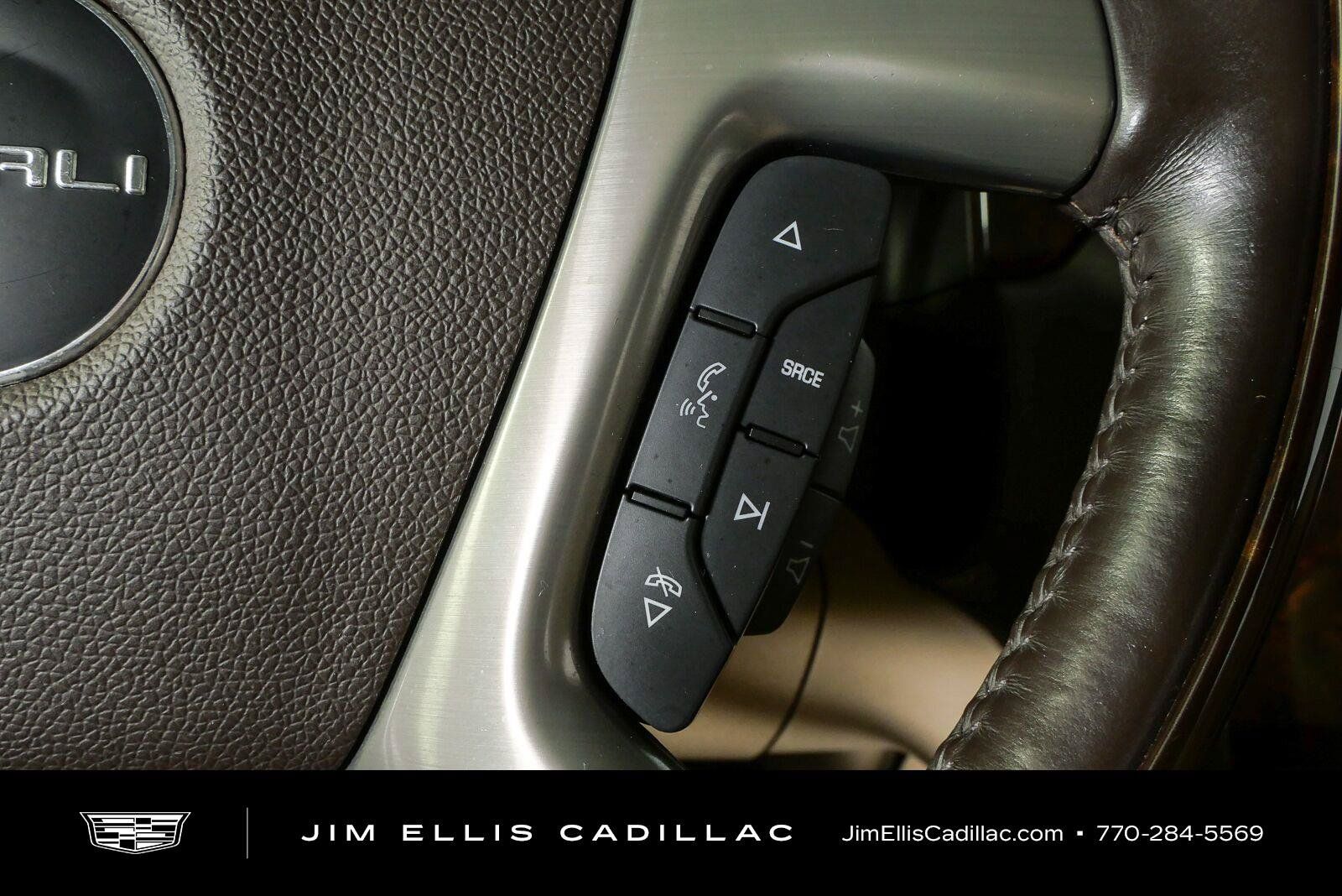 Used 2014 GMC Yukon XL Denali RWD image 11