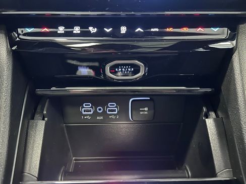 New 2026 Jeep Grand Cherokee L Limited AWD/4WD image 17