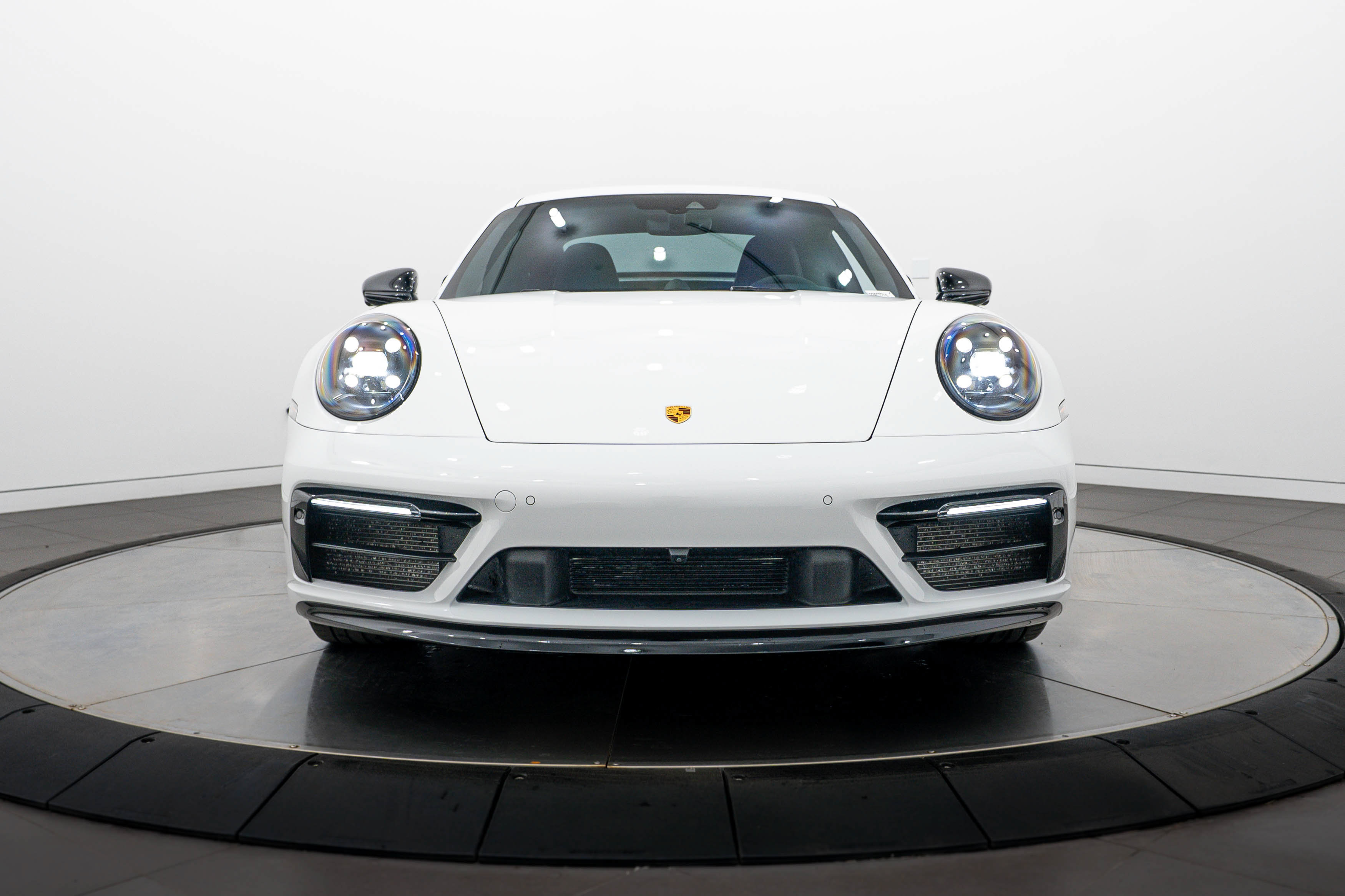 Certified 2024 Porsche 911 Carrera 4 GTS AWD/4WD image 10