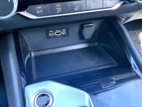Used 2024 Nissan Altima 2.5 SV FWD image 30