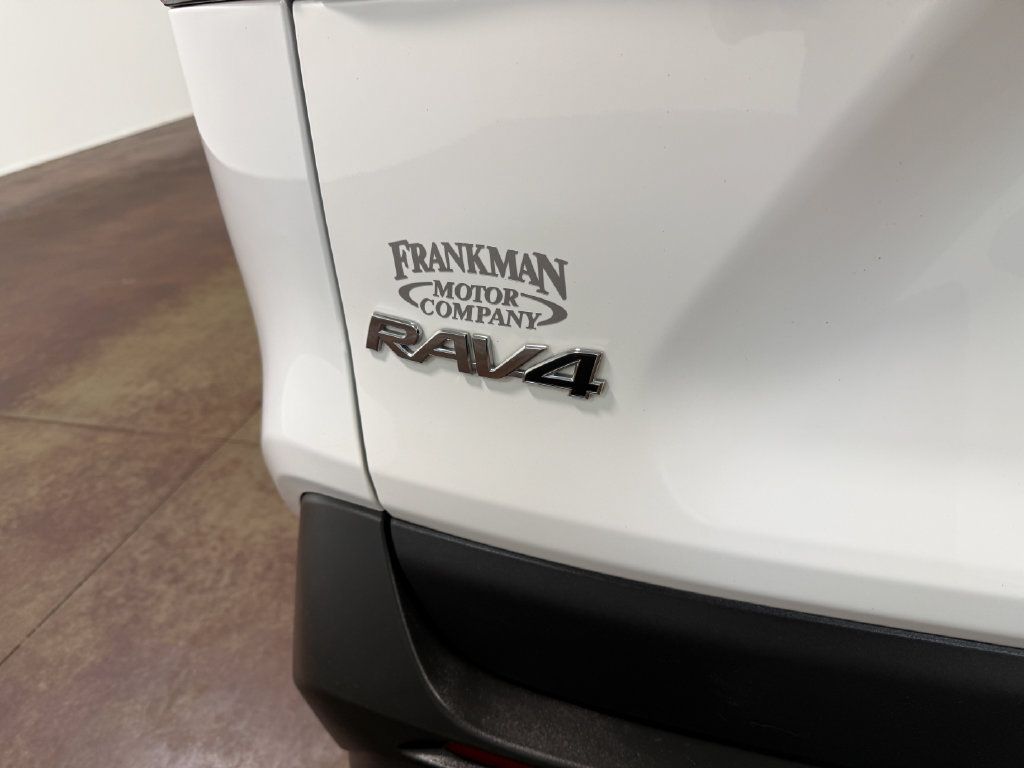 Used 2023 Toyota RAV4 LE AWD/4WD image 53