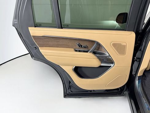 New 2026 Land Rover Range Rover Long Wheelbase SE AWD/4WD image 28