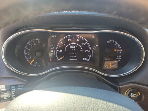 Used 2017 Jeep Grand Cherokee Limited image 21