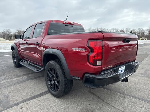 Used 2024 Chevrolet Colorado Trail Boss w/ Technology Package image 2