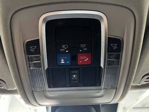 Used 2022 RAM 1500 Laramie w/ Off Road Group AWD/4WD image 52
