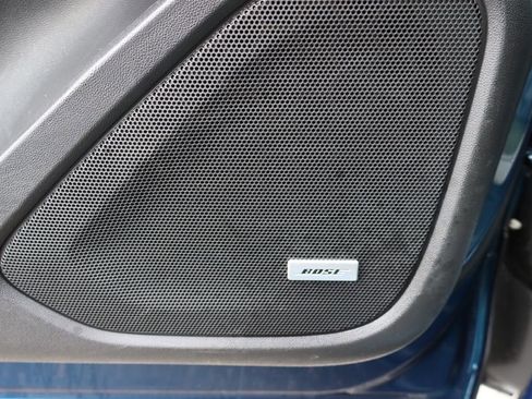 Used 2021 GMC Terrain SLT w/ LPO, Dark Accent Package image 15