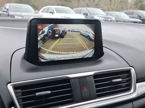 Used 2017 MAZDA MAZDA3 Sport w/ Preferred Equipment Package image 15