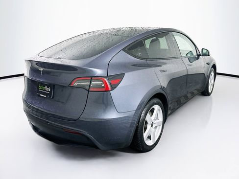 Used 2023 Tesla Model Y 2WD image 9