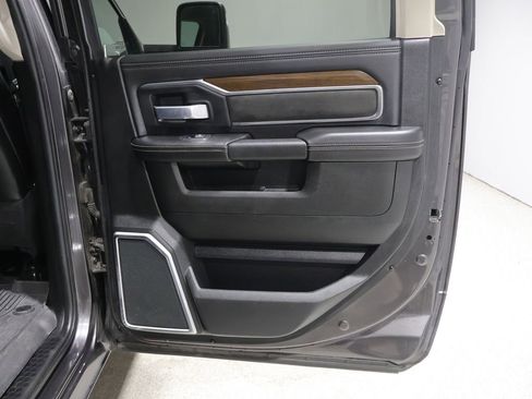 Used 2024 RAM 2500 Laramie AWD/4WD image 21