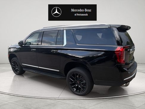 Used 2023 GMC Yukon XL Denali w/ Max Trailering Package AWD/4WD image 3
