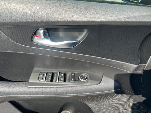 Used 2023 Kia Forte GT-Line w/ GT-Line Premium Package FWD image 10
