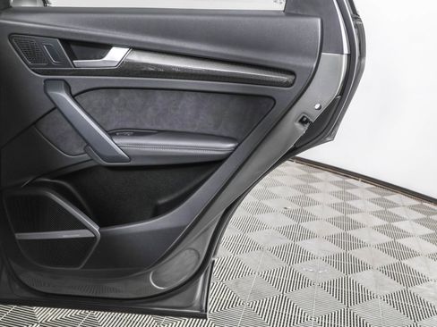 Used 2023 Audi SQ5 Premium Plus w/ Premium Plus Package image 45