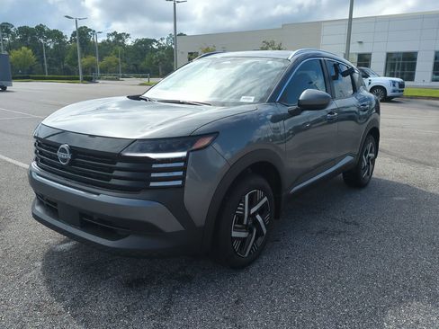 New 2025 Nissan Kicks SV w/ SV Premium Package image 9