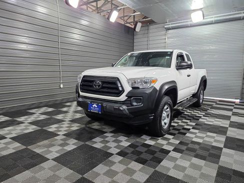 Used 2021 Toyota Tacoma SR image 40