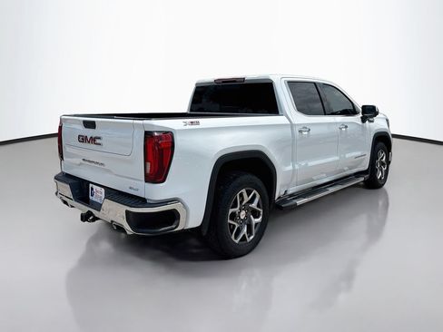 Used 2024 GMC Sierra 1500 SLT AWD/4WD image 7