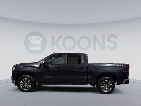Used 2024 Chevrolet Silverado 1500 LT AWD/4WD image 2