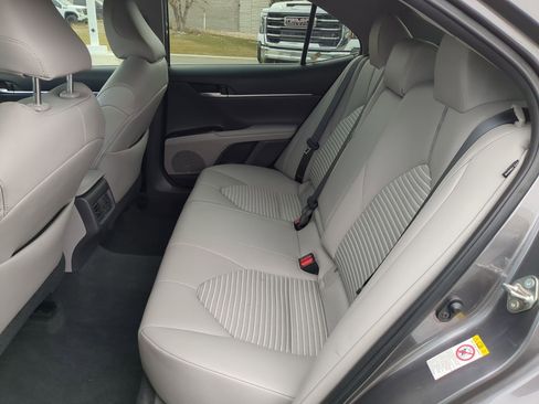 Used 2019 Toyota Camry SE w/ Audio Package image 19