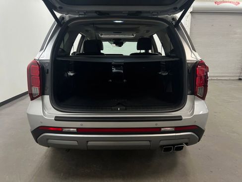Used 2023 Hyundai Palisade Limited FWD image 25