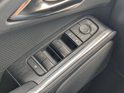 Used 2025 Lexus GX 550 w/ Accessory Package (Z1) image 25